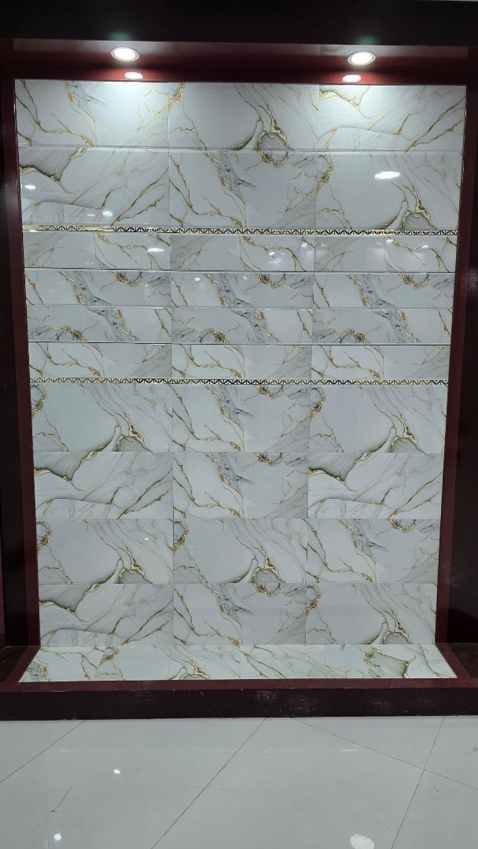 بلاط جدران سعودي الجمال 30*60